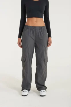 Active Spray Parachute Pant