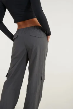 Active Spray Parachute Pant