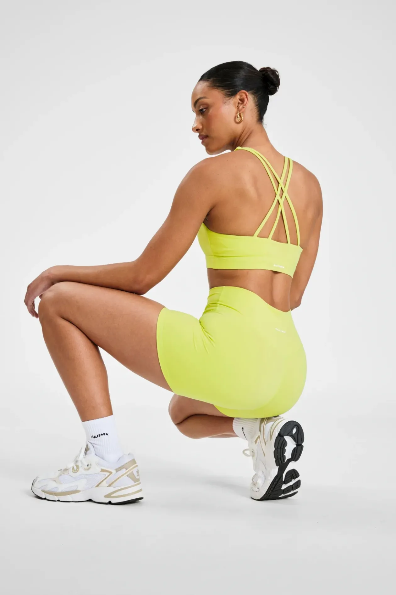 CLOUDCORE Cross Back Sports Bra