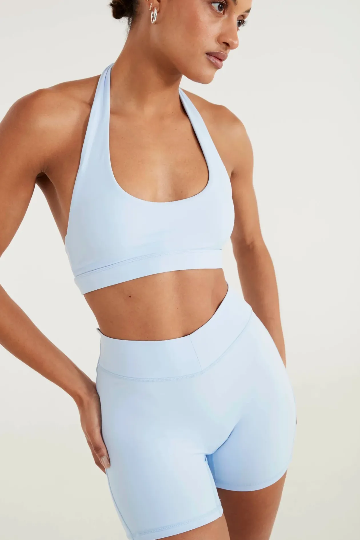 CLOUDCORE Halter Sports Bra