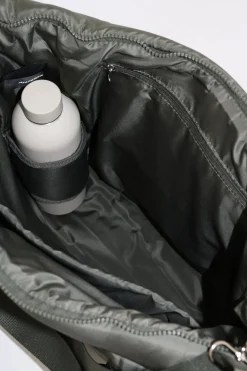 Travel Puffer Bag